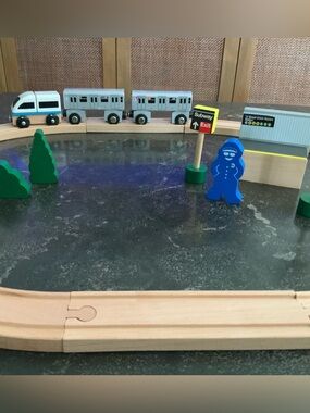 NYC subway wooden MTA train set Daron & police cars bundle
